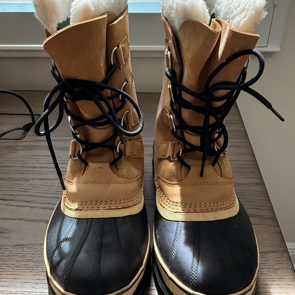 Sorel Caribou Winter Boots Mens size 10.5